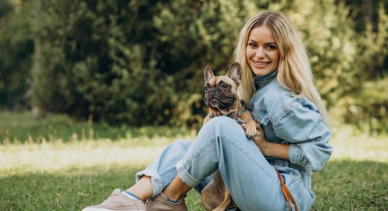 A kutya nem gyerek, inkább társ – ezért kötődnek annyira a nők egyre jobban kedvencükhöz