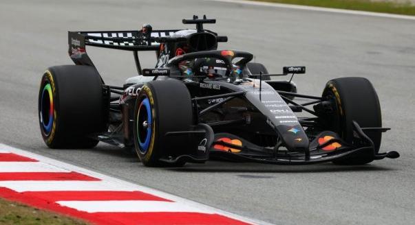 Norris káoszfutamokra számít 2026-ban