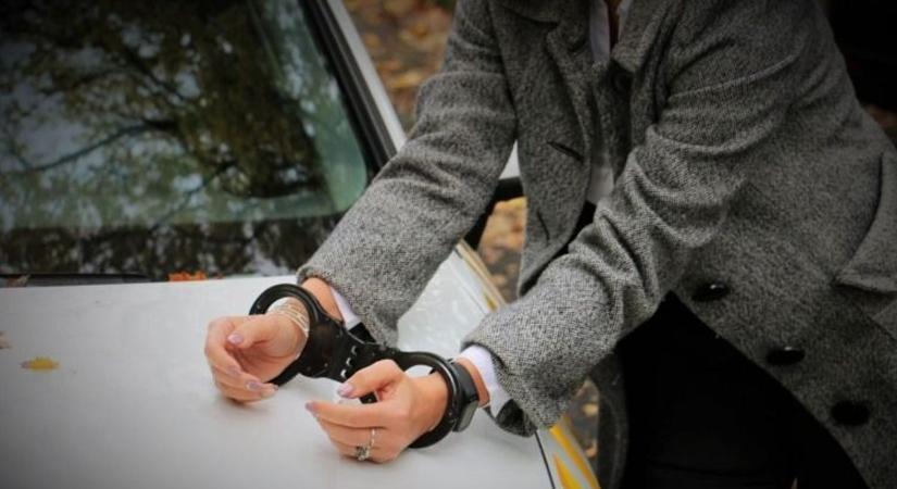 A drága gyermek: saját anyjához szervezett betörést egy nő Kaposváron