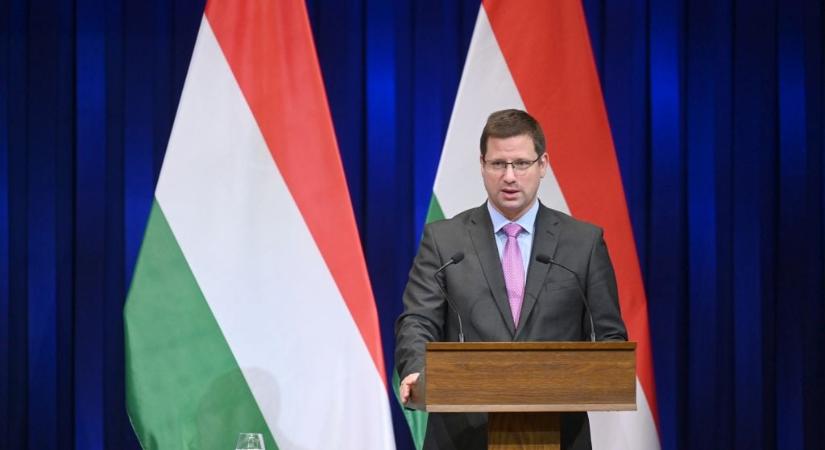 Gulyás Gergely rendkívüli bejelentése: Több millió magyar családhoz érkezik a napokban magasabb fizetés