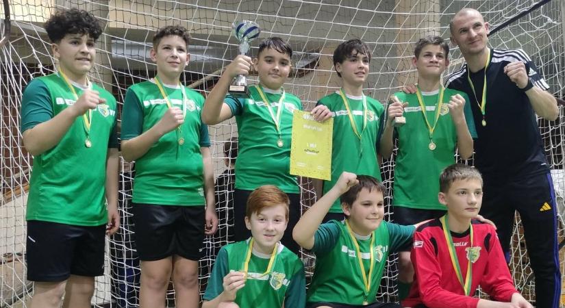Tornát nyert a Katonatelepi SE U13-as csapata