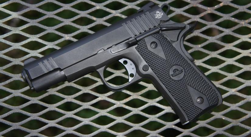 Diák lövöldözött egy szlovákiai iskolában