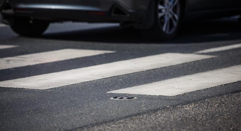 Összefogás Szombathelyen - egy vállalkozó ingyenesen építi meg a kórházzal szembeni gyalogátkelőhelyet