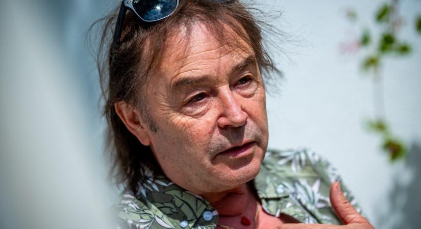 Szikora Róbert nem lesz ott a Fenyő Miklós emlékére rendezett gyertyagyújtáson: elmondta, miért döntött így