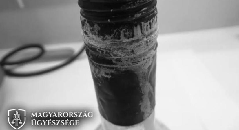 Fertőtlenítő került a vendég poharába - maradandó fogyatékosságot okozott a pultos