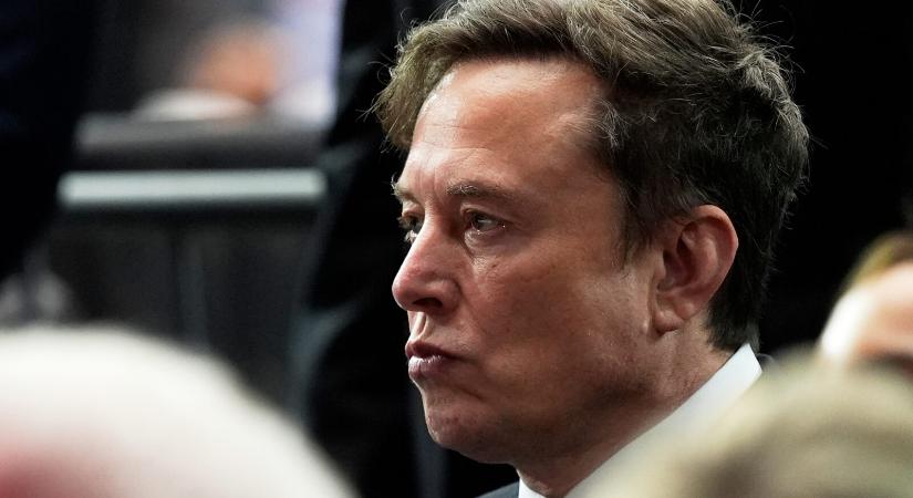 Vége az orosz Starlink-használatnak: Musk lekapcsolta a terminálokat a fronton