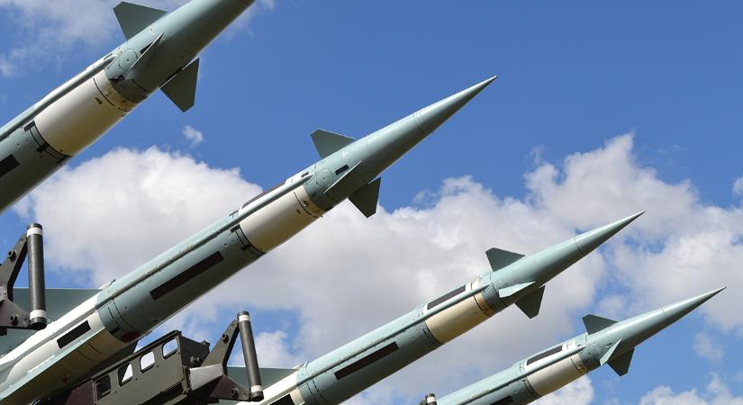 Lejárt az Új START-szerződés, ismét szabadon bővítheti nukleáris arzenálját az USA és Oroszország