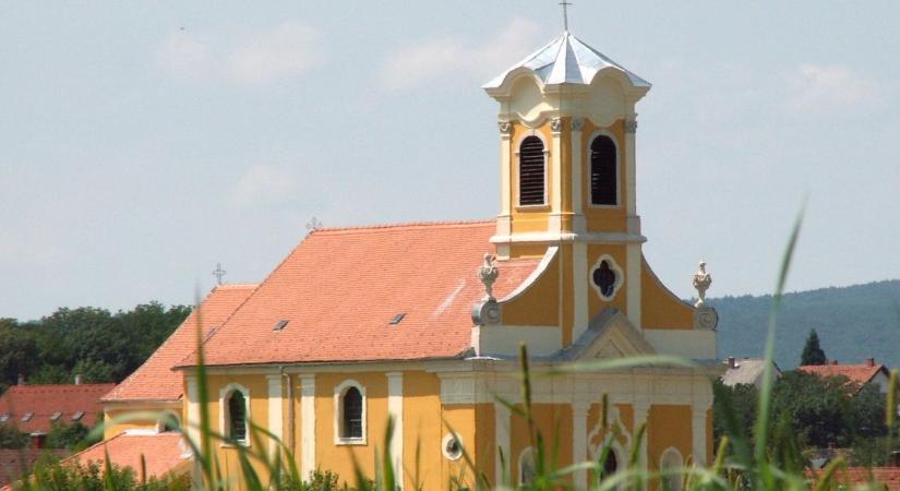 Kópháza: önazonosság védelméről szóló rendelet szabályozza, hogyan lehet letelepedni a településen