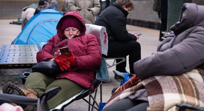 Megfagynak az ukránok, miközben kihasználatlanul állnak az adományozott energiatermelő berendezések