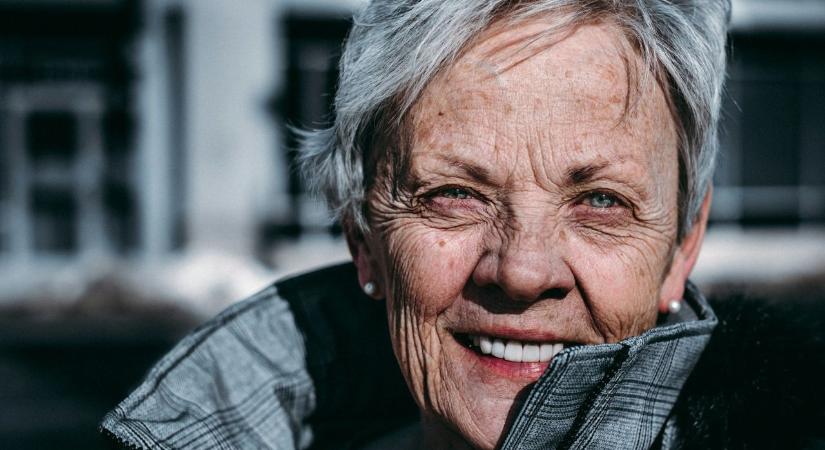 Hatvan felett már nem a gyaloglásról vagy az úszásról van szó: ez a tevékenység a leginkább jótékony az egészségre a szakértők szerint