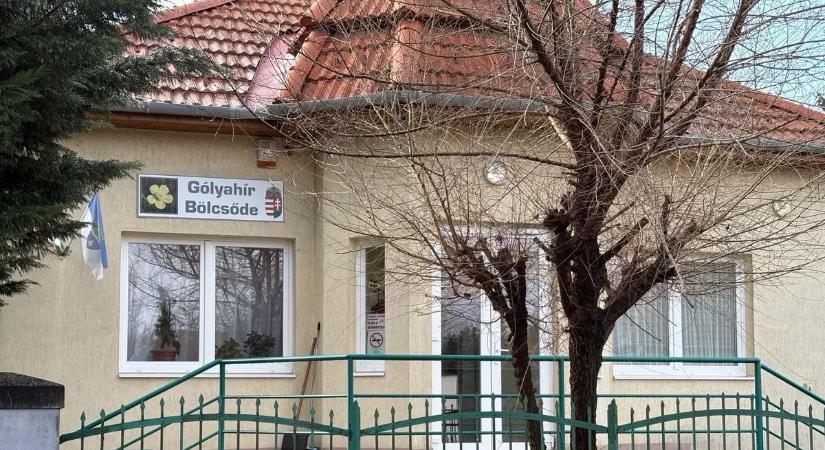 Gyerekkel együtt lopott el egy autót az újszászi tolvaj, végül egy út szélén hagyta a kicsit