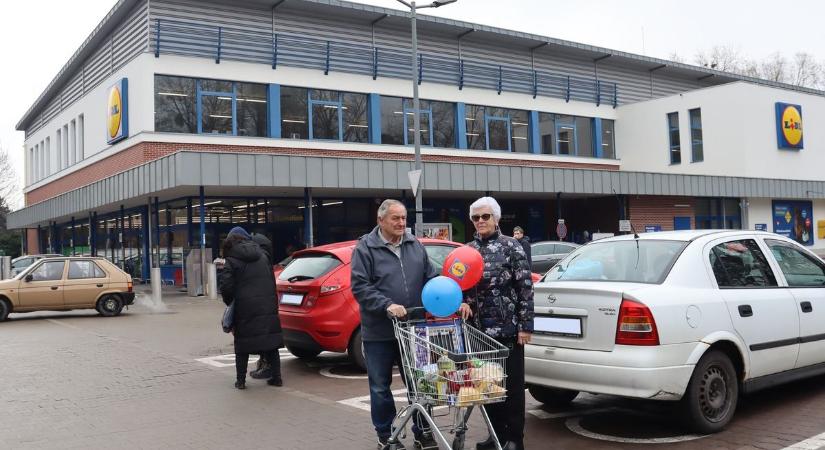 Csütörtökön újra kinyitott a Lidl a zalai városban – Visszakapták kedvenc üzletüket a vásárlók (galéria, videó)