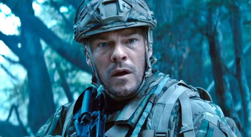 Itt az év sci-fije? Alan Ritchson odaver az Ismeretlen támadók című filmjének előzetesében!