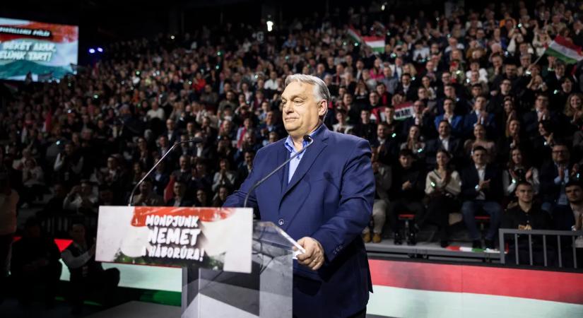 Orbán Viktor nagyon komoly dologra figyelmeztet