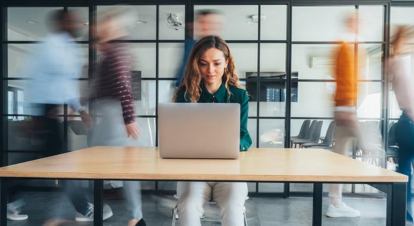 Napi horoszkóp 2026. február 6.: felpörögnek a dolgok, de könnyen kézben tartod