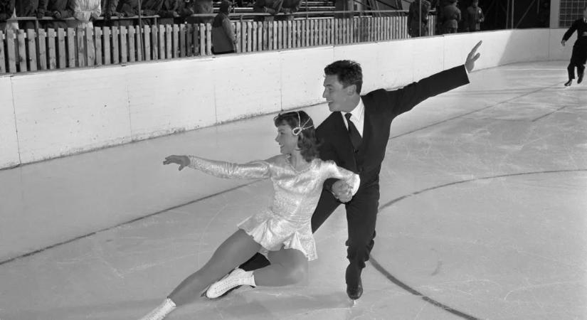 „A szovjet csapatnak sem volt ilyen harsogóan ízléstelen dekorációja, mint a magyaroknak”