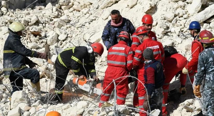 Romok alatt jött világra egy kisbaba az egyik leghalálosabb földrengésben: a pusztítás legmeghatóbb történetei