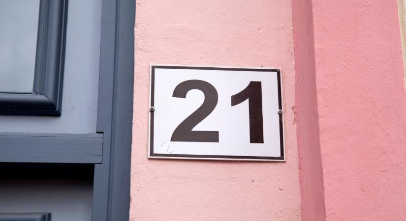 Ezeket tartják a legbalszerencsésebb házszámoknak - a tiéd köztük van?