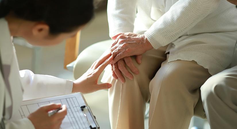 Így omlik össze az ingyenes ellátás mítosza: a magyarok harmada kénytelen magánorvoshoz járni