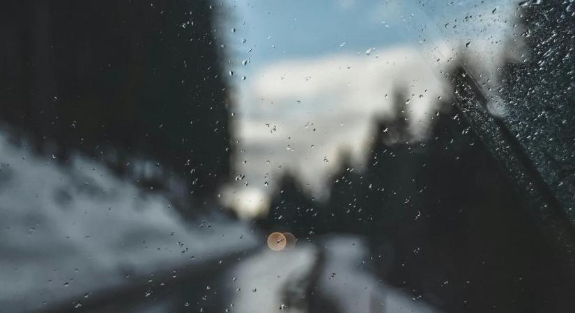 Havas esőre van kilátás, nagyot ugrik a hőmérséklet