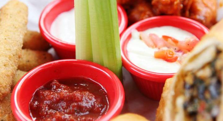 6 mártogatós, amelyek nélkül nincs Super Bowl: egyszerűek és ízletesek