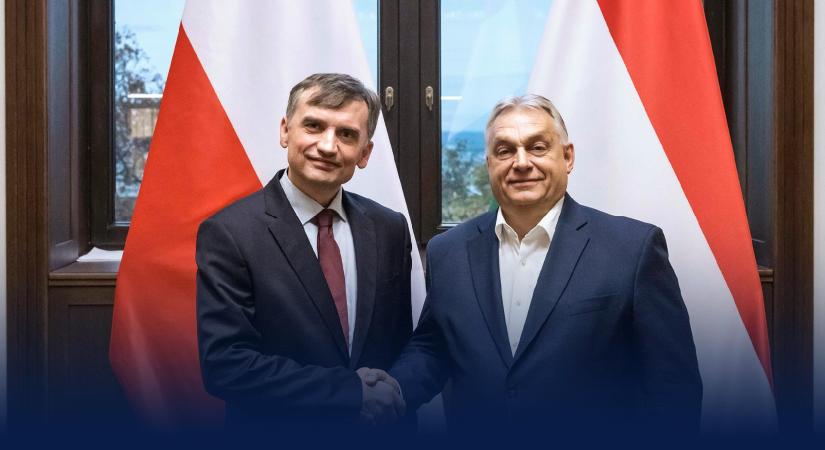 Elrendelték a Magyarországon menedékjogot kapott Zbigniew Ziobro letartóztatását