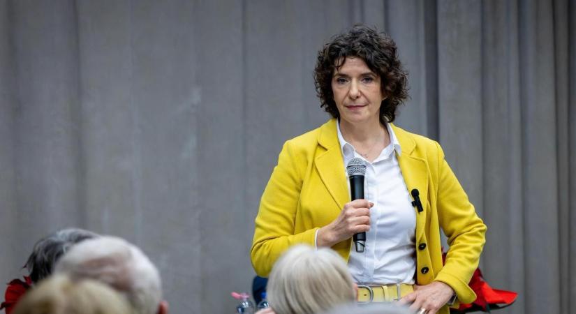 Egyetlen párt sem állt a DK mögé a határon túli szavazati jog elvételének ügyében