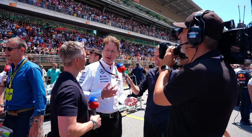 A Mercedes motorja miatt robbanhat a 2026-os F1-es botrány: jogi lépésekkel fenyegetőznek