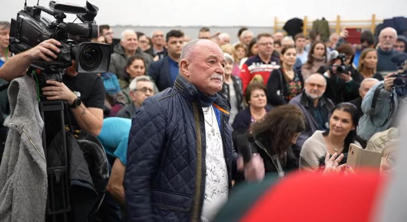 Nagy Feró nem bírta magában tartani, hogy amit Lázár csinál, az hihetetlen