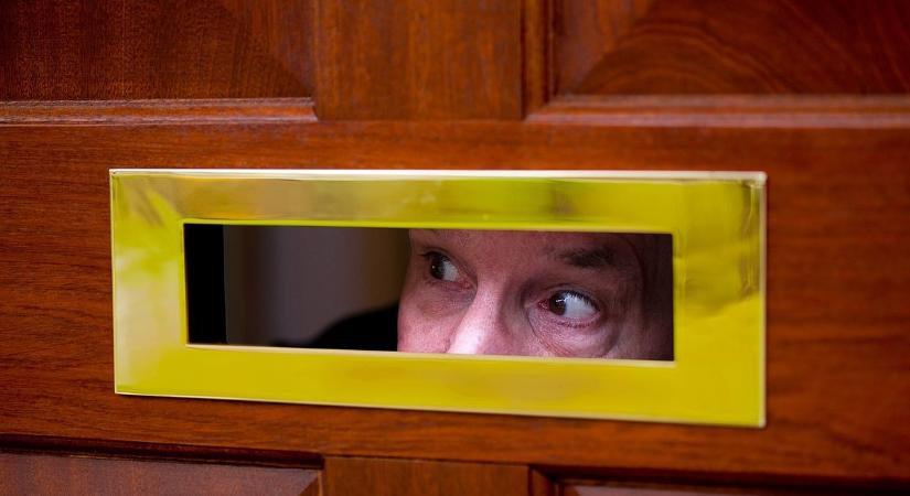 Indul a választás első menete, csak a postaládát kell figyelni