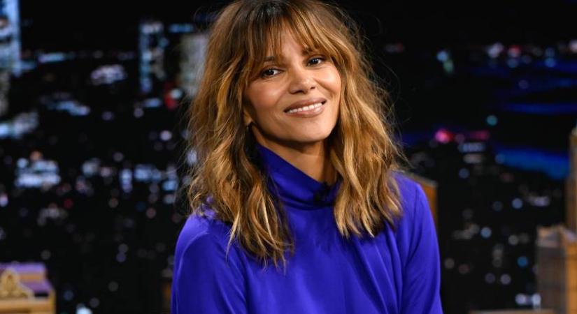 Az 59 éves Halle Berry-t eljegyezte fiatalabb párja: 3 kudarcba fulladt házasság után újra oltár elé áll a színésznő