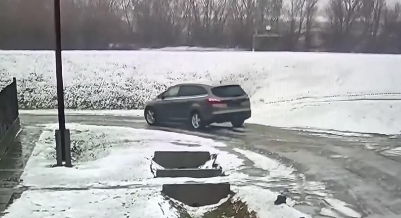 Letartóztatás vár a férfira, aki egy ötéves kisfiúval együtt lopott el egy kocsit a bölcsőde elől