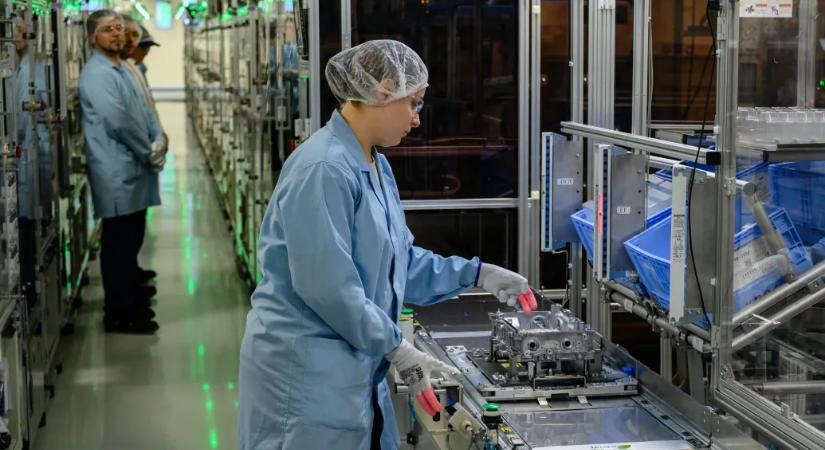 Tavaly is zsugorodott a magyar ipar