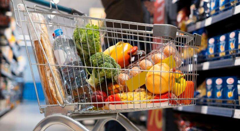 Közel 2000 milliárd forint – Megmozdult a vásárlási kedv az év végén