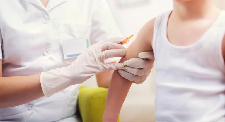 Huszonöt éve nem látott járvány tombol Magyarországon, a kisgyerekek vannak a legnagyobb veszélyben