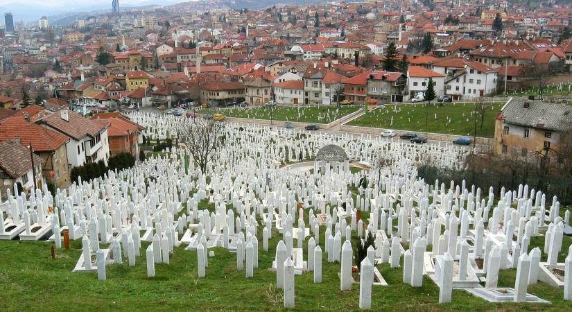 Olaszországban vizsgálat indult egy 80 éves férfi ellen a „szarajevói embervadásztúrák” miatt