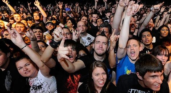 "Az amerikai turnék rengeget kiadással és papírmunkával járnak"