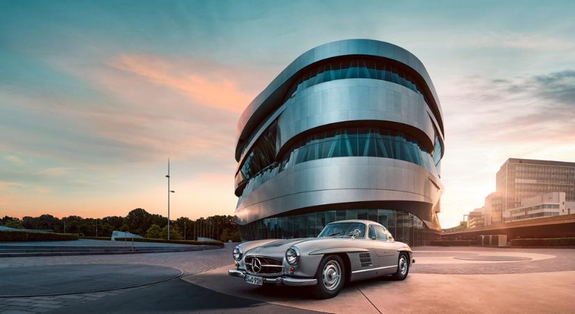 A Mercedes-Benz Múzeum közel 950 000 látogatót vonzott 2025-ben