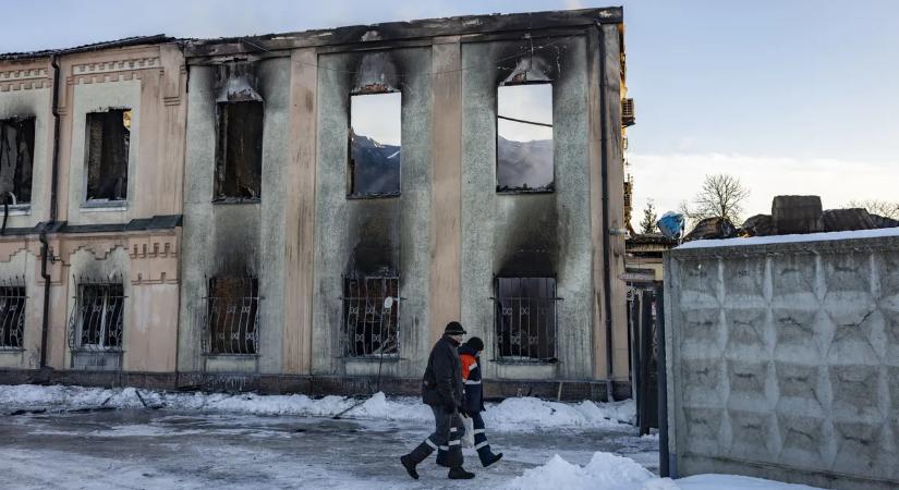 Dróntámadás az ukrán vasútállomáson Szumiban, lassítják a vasúthálózatot