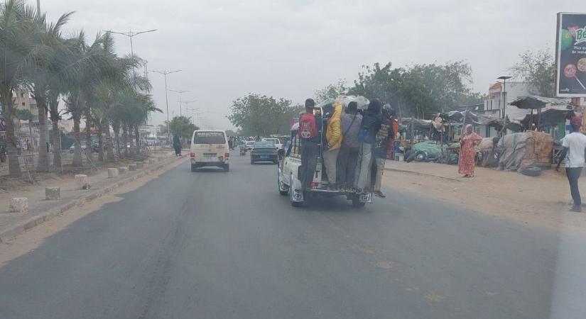 Budapest-Bamako: Felfegyverzett rendőrök őrizték a szombathelyi csapat táborát Szenegálban (fotók)