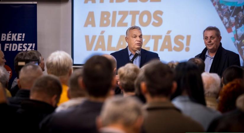 Orbán Mezőtúron: Nehogy azt higgyék, hogy az előző választásokon mi olyan arányban nyertünk, mint amit a mandátumszám mutat a parlamentben