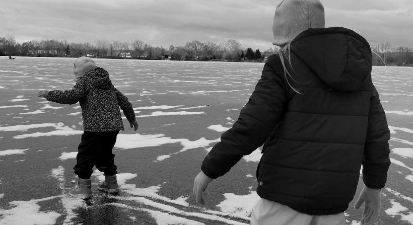Állami gondozásba került a patakba fulladt gyermekek testvére