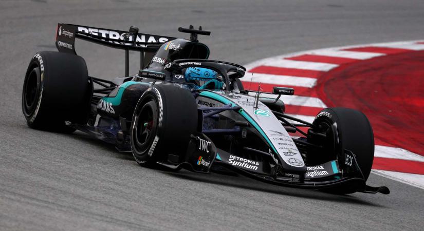 Fordulat a motorvitában: a Red Bull is a Mercedes ellen fordult