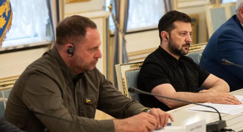 Oknyomozó újságírók akadtak a korrupciós botrány miatt menesztett Jermak nyomára