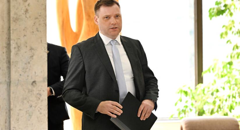 11 milliót osztott ki „vízvisszatartó” intézkedésekre Taraba, golfpálya és síközpont is kapott