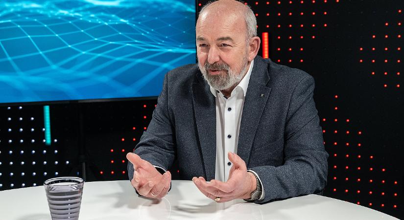 Ledől egy mítosz? Holoda Attila szerint nem az orosz gáz tartja lent a rezsit