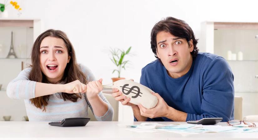 Nem mindegy, ki hordja otthon a nadrágot: így hat a párkapcsolatra, ha a nő többet keres a családban