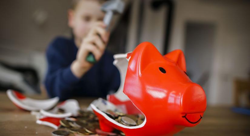 Nyugdíjpénz: kevesen költötték megtakarításukat lakáscélra