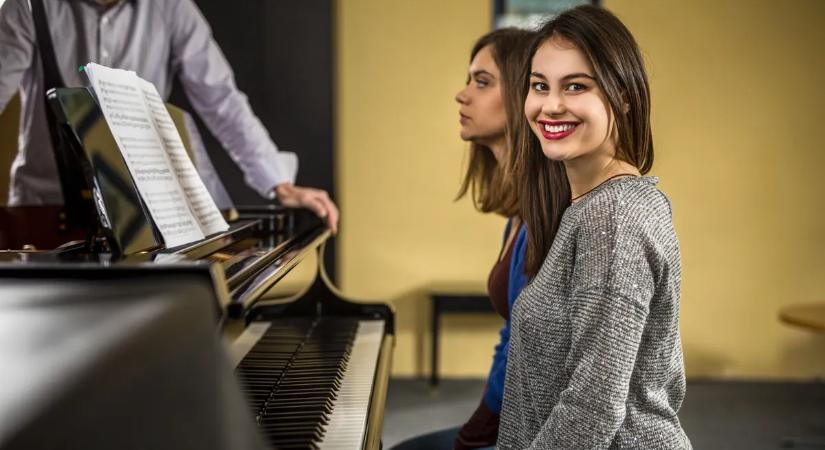 Tehetségek határon innen és túl – megjelentek a Nemzeti Tehetség Program idei pályázatai