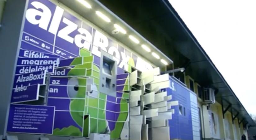 Mi történik, ha kifosztanak egy komplett csomagautomatát, ahogy az most Tiszaújvárosban is megtörtént?